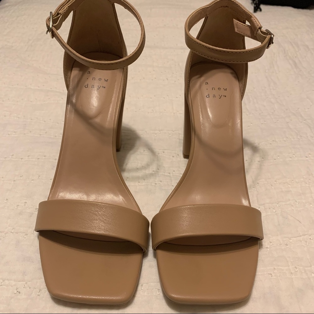 A New Day (Target) Nude/Taupe Heels Size 8